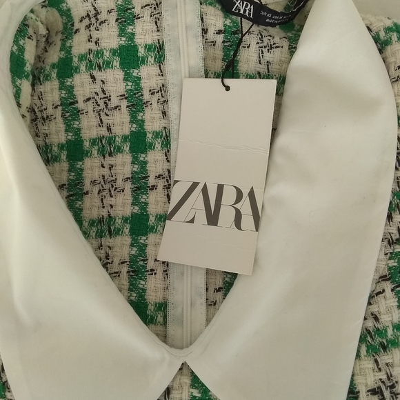 Zara Green Textured Weave Jumpsuit Romper - Picture 3 of 3